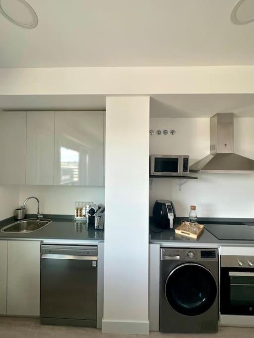 Apartamento Torre Australis * Madri